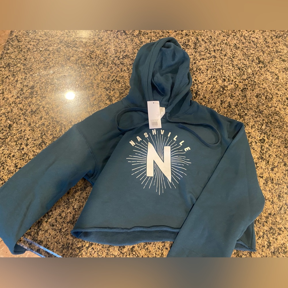 Brand New Authentic Nashville Crop Small